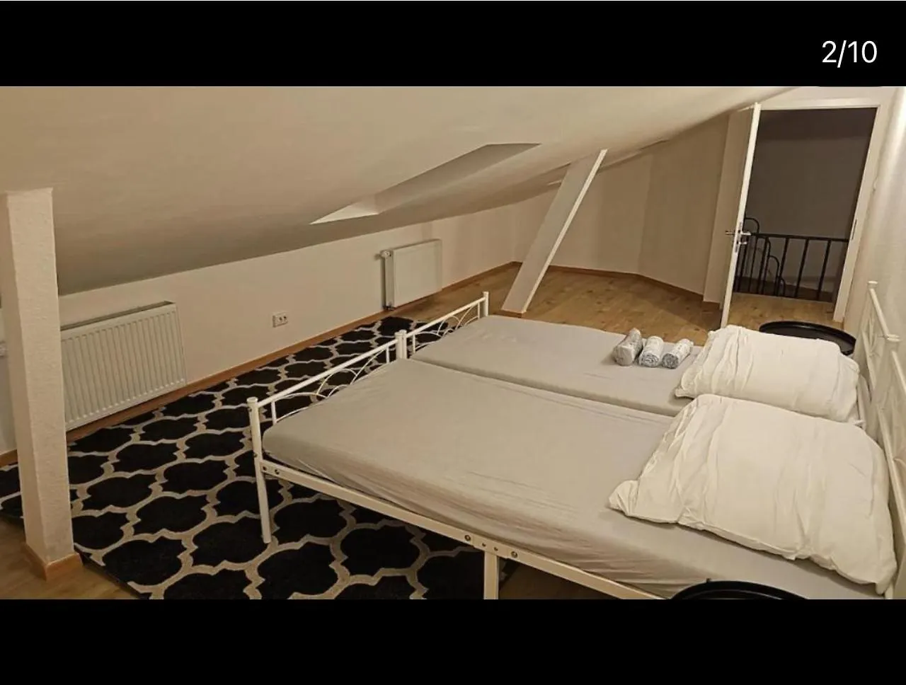 Koeln Porz Wohnung Mit Kompletter Kueche Apartment Cologne
